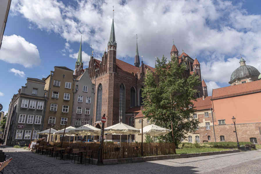Polonia - Gdansk 033 - basílica de Santa María.jpg